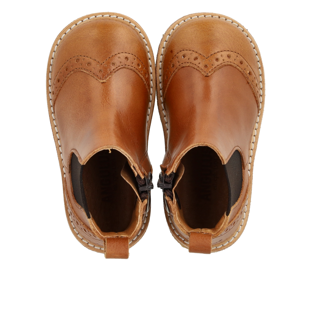 Angulus Chelsea boot brogue cognac (maat 20-25)