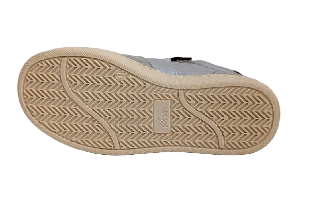 Ocra sneaker in zilver en grijs zool