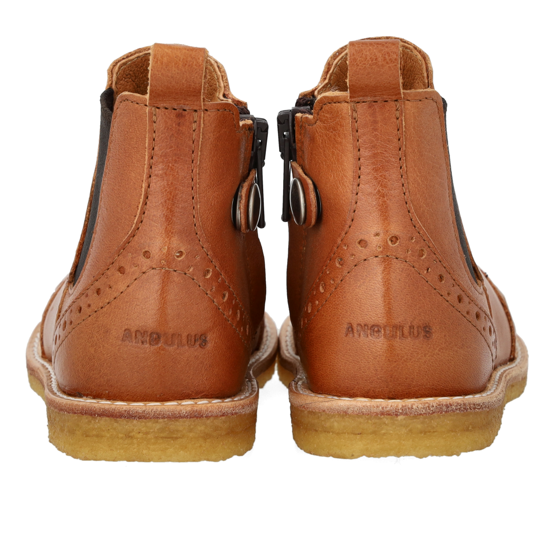 Angulus Chelsea boot brogue cognac (maat 20-25)