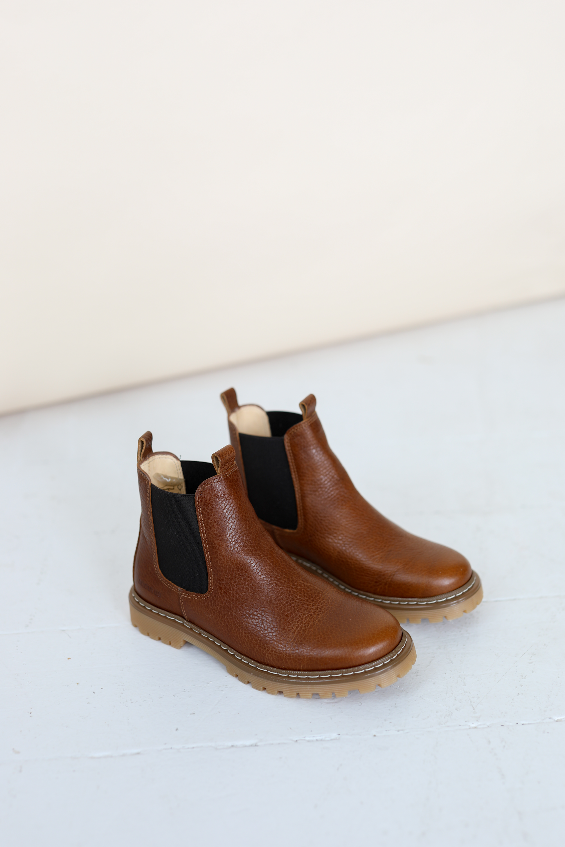 Angulus chunky chelsea boot bruin