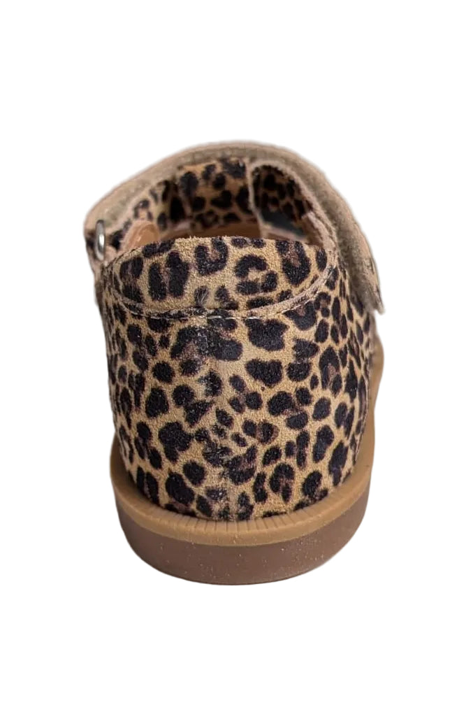 Pom d'api sandaal poppy strap mini leo sahara gesloten hiel